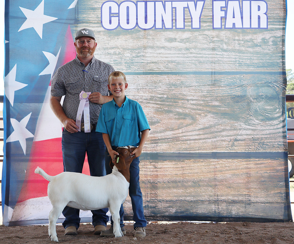 Reserve Champion Breeding Doe - Blayson Smith