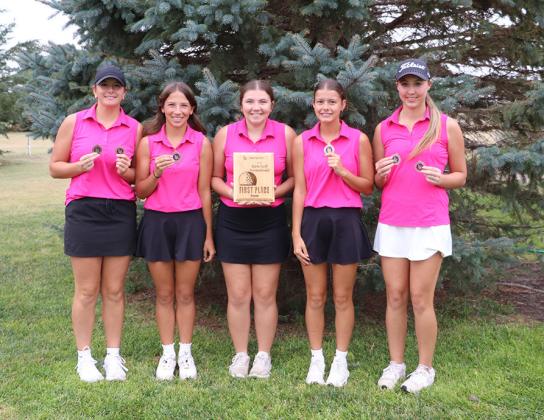 Lady Indians Golf Team - Lakin Invite Champs
