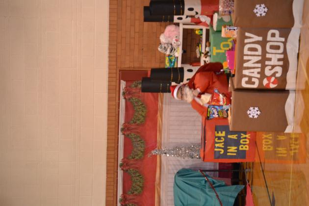 12 Days of Xmas- Santa in the candy shop