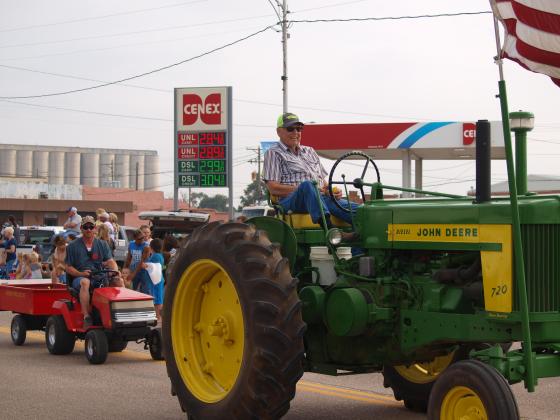 Wichita County fair parade 2021