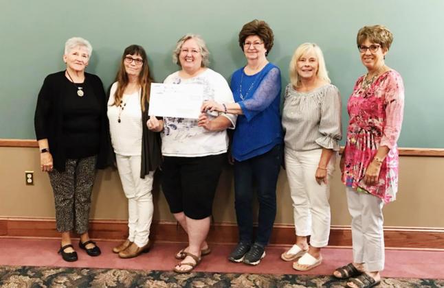 Above (L-R): Dorene Reimer, HSPS Executive Committee Chair; Julie Eddy, Senior Center Board; Julie Riley, Senior Center Board; Marilyn Legg, Senior Center Board; Barbie Wilbur, HSPS Executive Committee; Carlotta Brack, HSPS Executive Committee. Photo courtesy Dorene Reimer