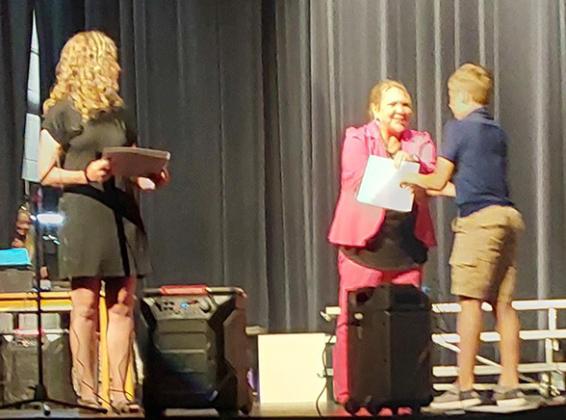WCES Celebrates 6th Grade Promotion