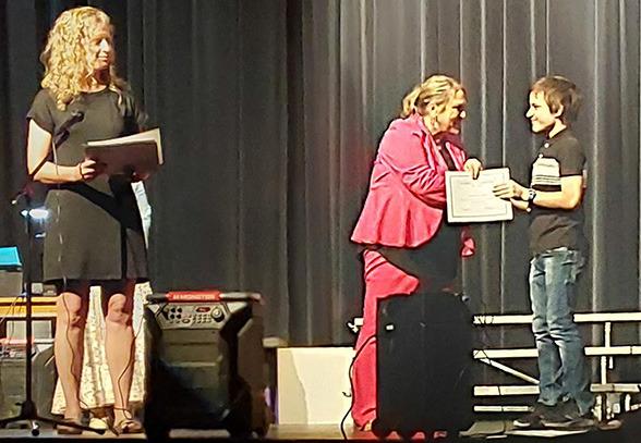WCES Celebrates 6th Grade Promotion