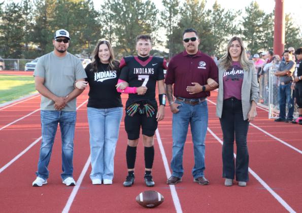 Senior Footballer Dylan Luna with parentsAlfredo and Halee Aranda and Pete and Liz Luna