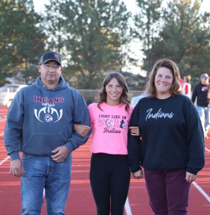 Senior Golfer and Cheerleader Jentri Porter with parents Brent and Janee Porter