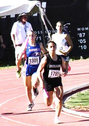 Michelle Gallegos in the 4x400