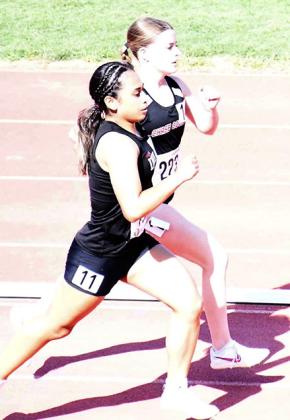 Michelle Gallegos in the individual 800
