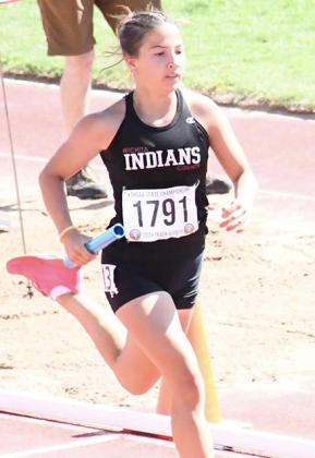 Jentri Porter in the 4x800