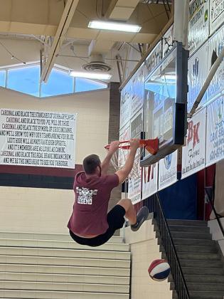 6’7” Coach Haydon Parks Challenge - Sequence of skills and dunking the ball