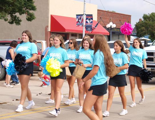 Above: WCHS Cheerleaders in the parade | Below: A great farm vignette.