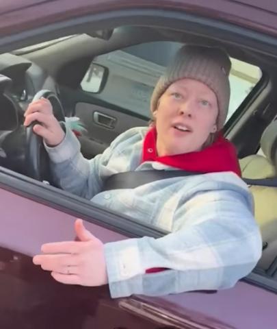 ICE officer Shoots Woman to Death through her car window in Minneapolis