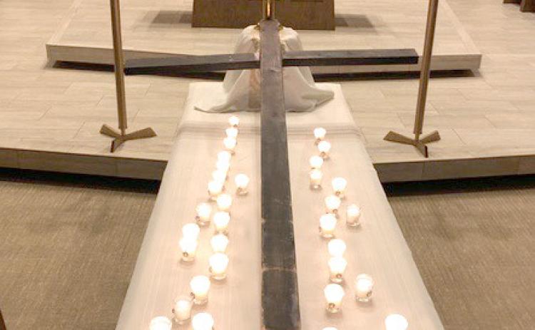 Candlelight Memorial Service Held
