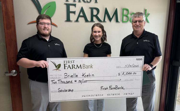 Brielle Koehn Awarded First Farm Bank Scholarship