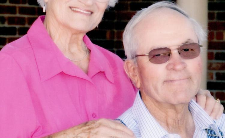 Appls to Celebrate 70th Wedding Anniversary