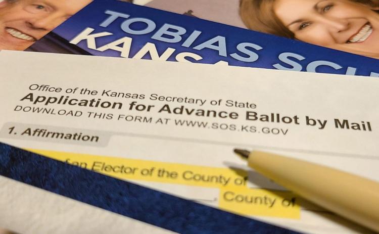 U.S. voters in an unprecedented election year are caught between fear of catastrophe and a yearning to believe democracy will triumph. (Illustration by Sherman Smith/Kansas Reflector)