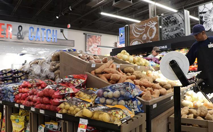 More than 42 million Americans use the Supplemental Nutrition Assistance Program to buy food at grocery stores, like this one in Oklahoma City, Oklahoma. Anna Pope/Harvest Public Media